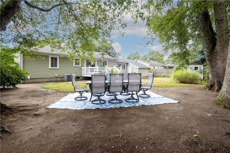 77 Adrian Street, Warwick, Rhode Island 02886, USA