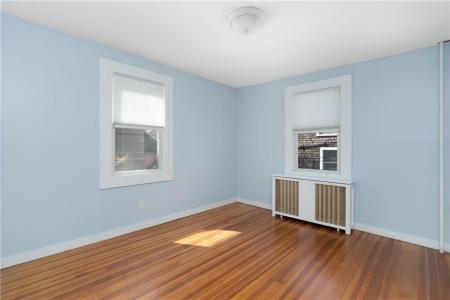 23 Holland Street 1, Newport, Rhode Island 02840, USA