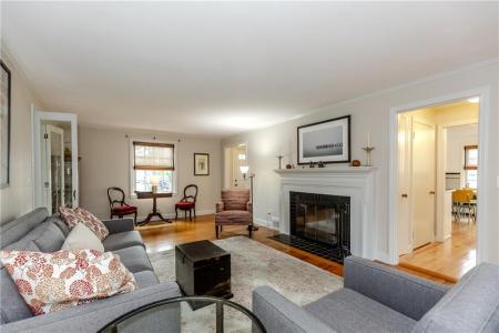 39 Jackson Road, Cranston, Rhode Island 02920