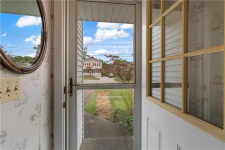 36 Willow Avenue, Middletown, Rhode Island 02842, HOA KỲ