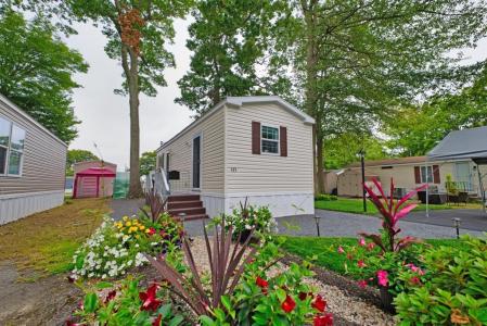 533 Forest Park, Middletown, RI 02842, USA
