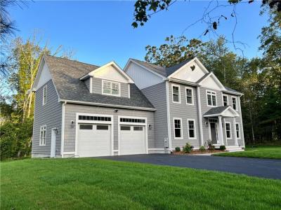 35 Red Maple Drive, Charlestown, Rhode Island 02813, Estados Unidos
