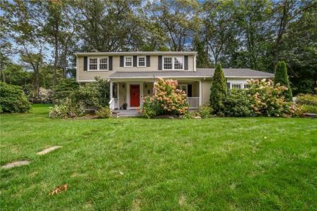 430 Brookline Drive, Warwick, RI 02886, USA