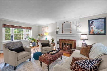 430 Brookline Drive, Warwick, Rhode Island 02886