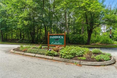 71 Paddock Drive, Warwick, Rhode Island 02886, HOA KỲ