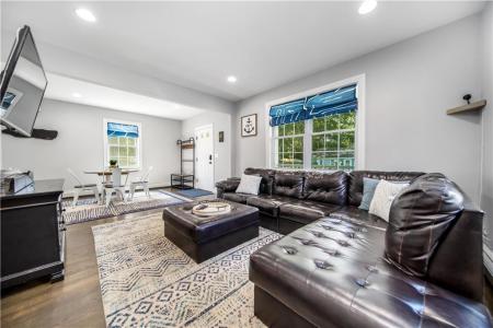 52 Benefit Street, Warwick, רוד איילנד 02886, ארצות הברית של אמריקה