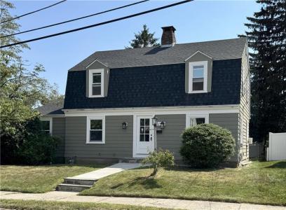 43 Rockland Avenue, Cranston, RI 02910, USA