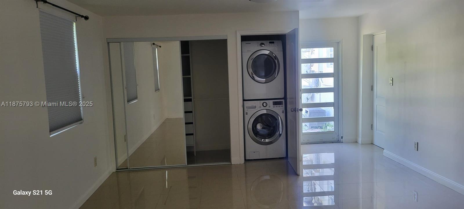 1221 N 70th Way, Hollywood, Floride 33024, États-Unis