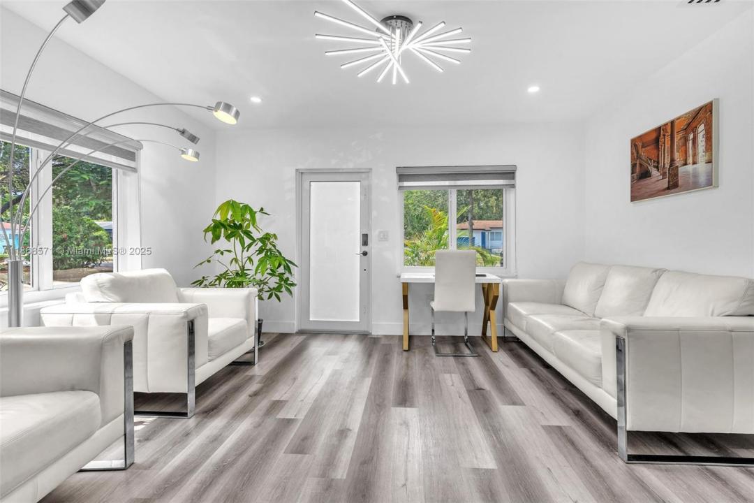 886 NE 134th St, North Miami, Florida 33161