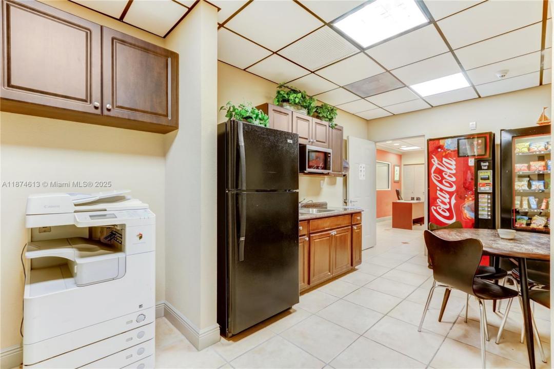 12150 SW 128th Ct 207, Miami, 佛羅里達州 33186, 美國