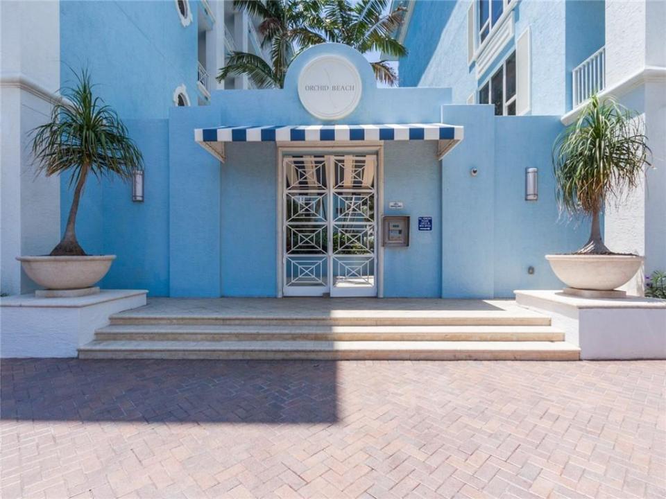 701 SE 21st Street 207, Orchid Beach, Deerfield Beach, Florida 33441