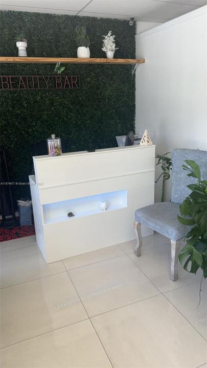 13720 Biscayne Blvd, North Miami Beach, Florida 33181