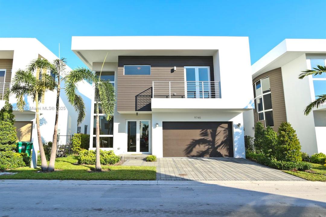 9745 NW 75th Ter 9745, Doral, Florida 33178