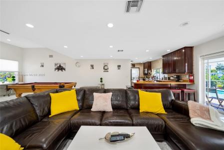 31 SE 12th St, Pompano Beach, 佛羅里達州 33060, 美國