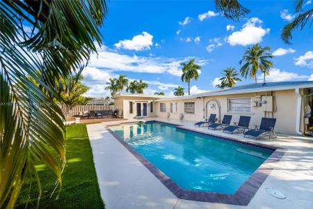 241 Oceanic Ave, Lauderdale By The Sea, Floride 33308, États-Unis