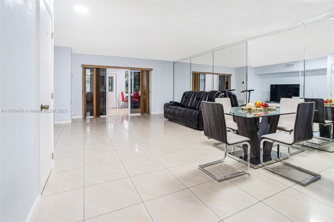 7000 W 15th Ct, Hialeah, Florida 33014