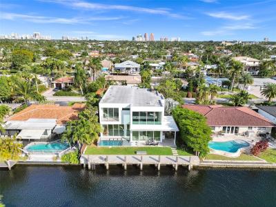 2217 NE 17th Ter, Wilton Manors, פלורידה 33305, ארצות הברית של אמריקה 