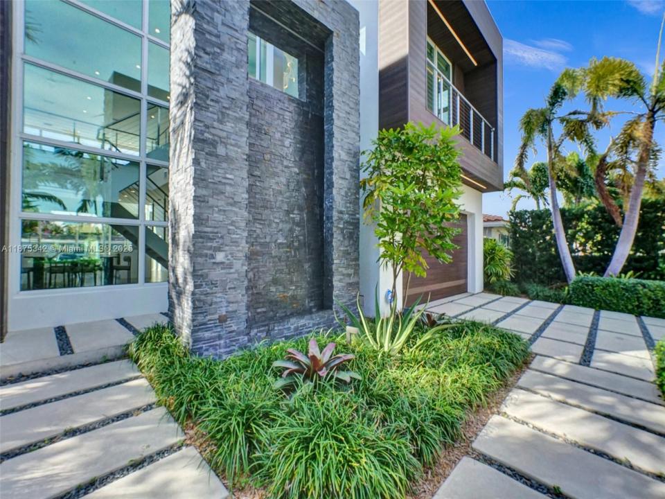 2217 NE 17th Ter, Wilton Manors, Flórida 33305, Estados Unidos