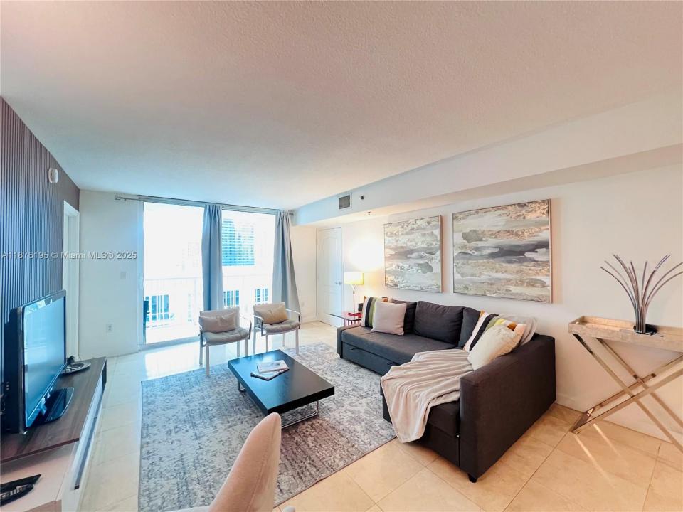 1200 Brickell Bay Dr 2809, Miami, Flórida 33131, Estados Unidos