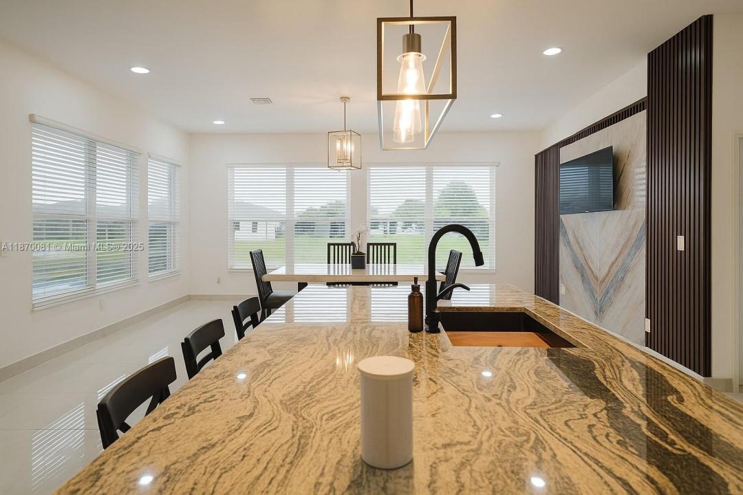 2019 SW 29th ter, Cape Coral, Flórida 33914, Estados Unidos
