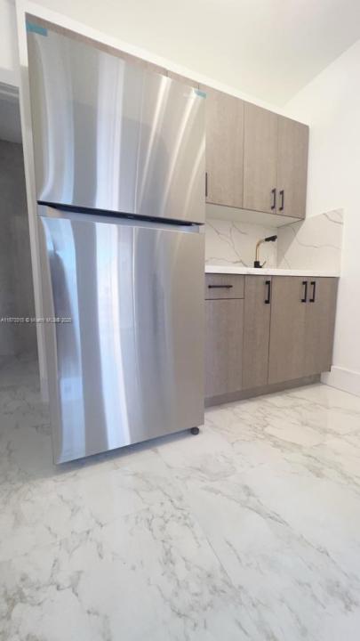 1013 NW 1st Ave, Hallandale Beach, Florida 33009, Stati Uniti