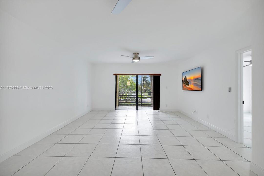 126 S Cypress Rd 729, Pompano Beach, פלורידה 33060, ארצות הברית של אמריקה 