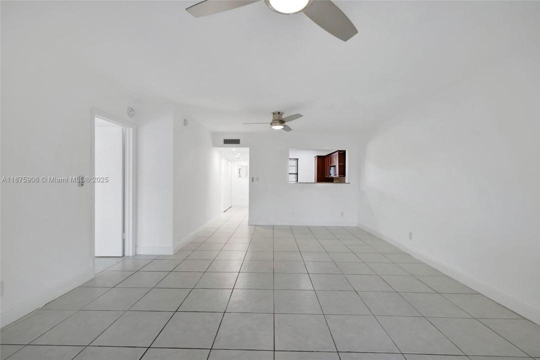 126 S Cypress Rd 729, Pompano Beach, פלורידה 33060, ארצות הברית של אמריקה 