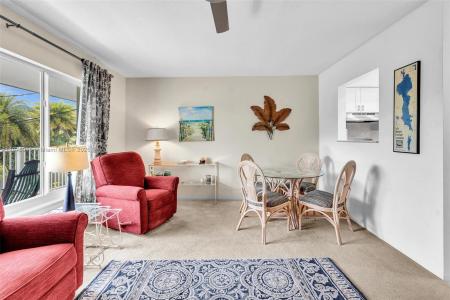 2501 N Ocean Blvd 18, Pompano Beach, Florida 33062, USA
