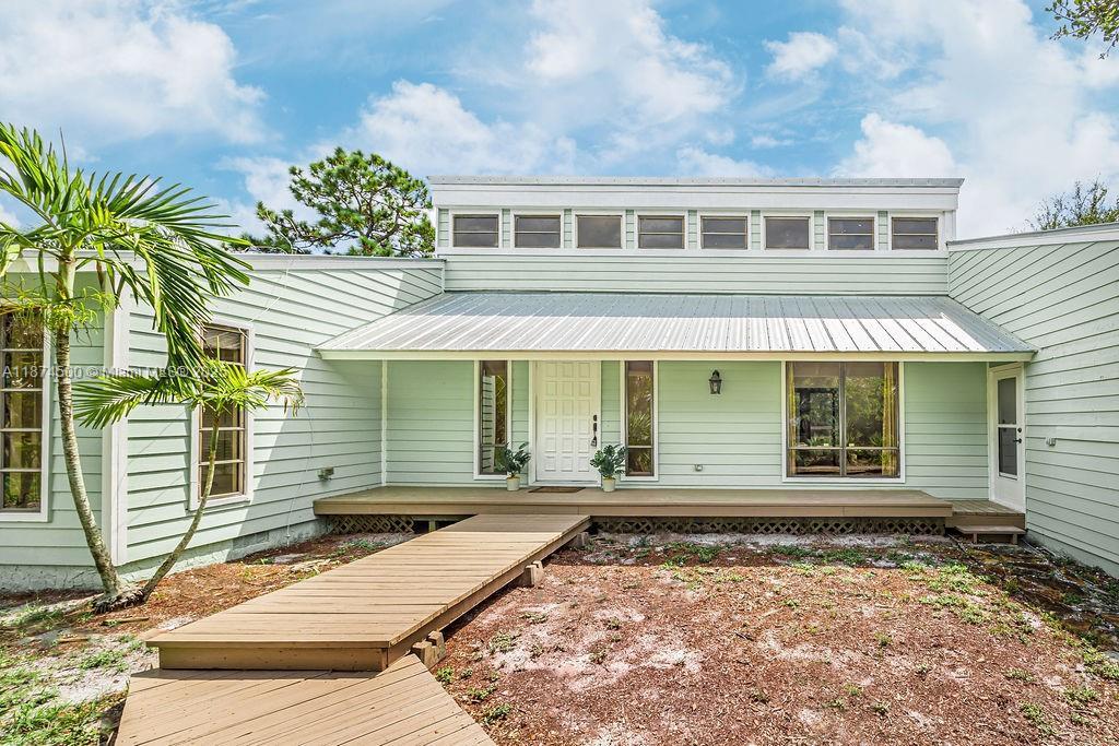4882 SE Bayshore Ter, Stuart, Florida 34997, USA