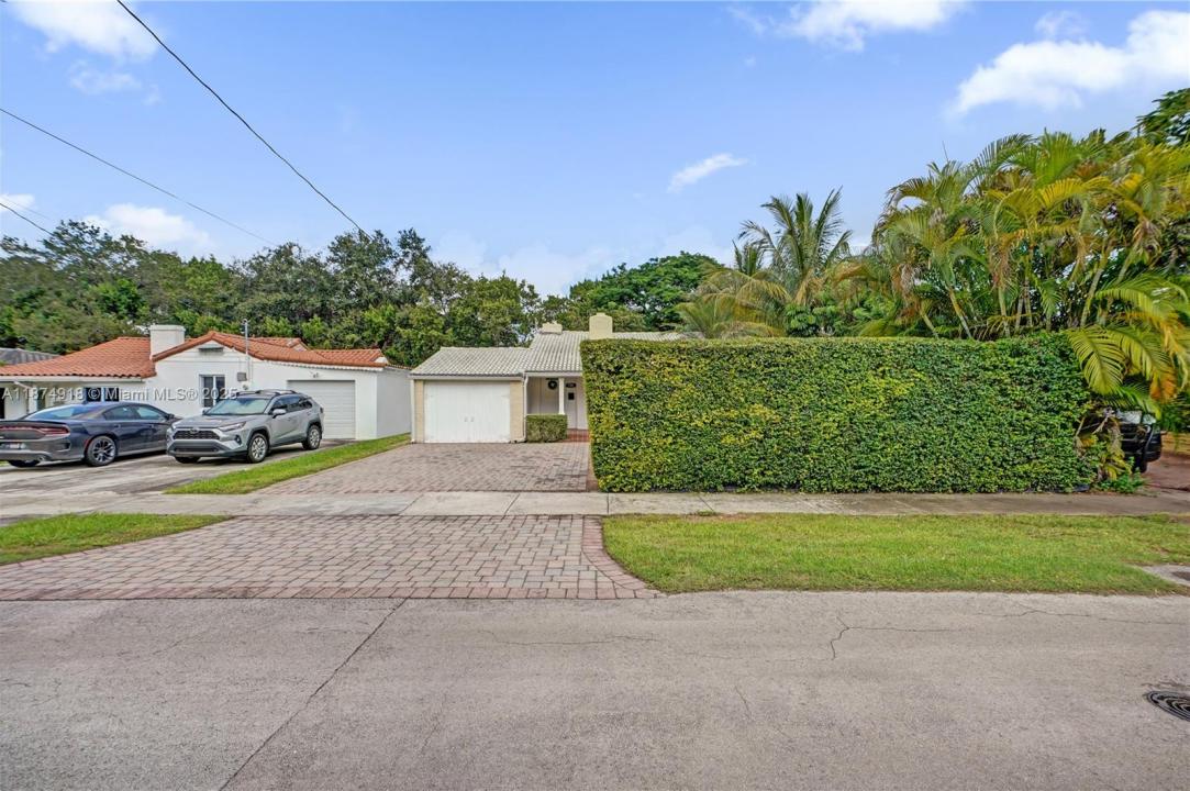 755 NE 88th St, Miami, Florida 33138