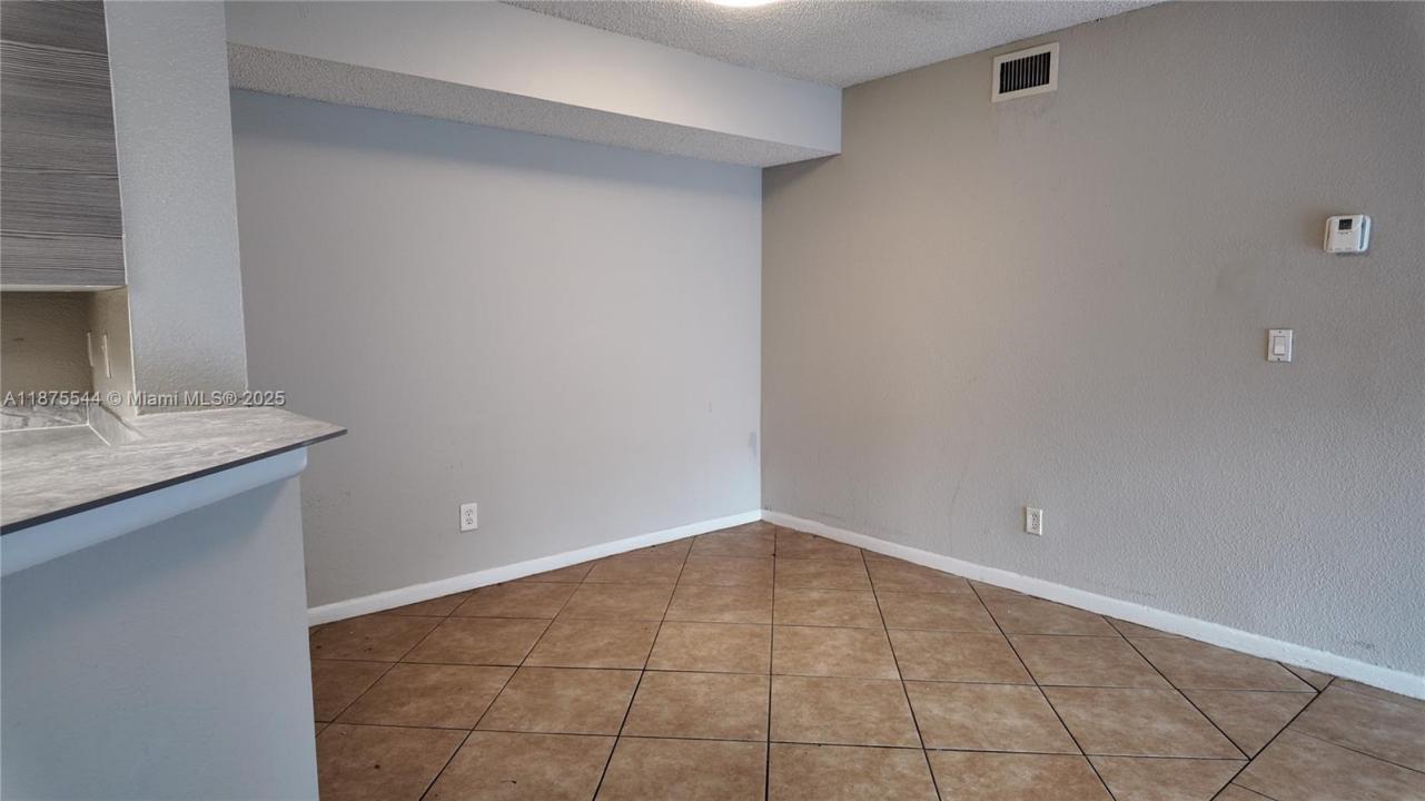 9044 W Atlantic Blvd 321, Coral Springs, Florida 33071, HOA KỲ