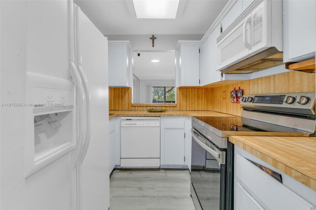 1021 Mockingbird Ln 310, Plantation, Flórida 33324, Estados Unidos