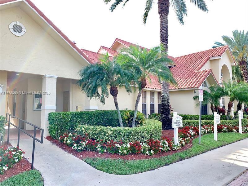 1247 SW 46th Ave 1310, Pompano Beach, Florida 33069