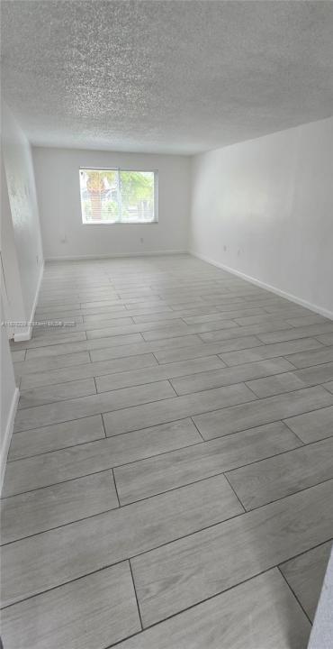 10820 SW 200th Dr 302, Cutler Bay, 佛罗里达州 33157, 美国
