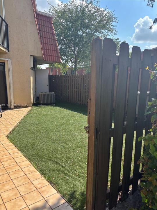 8353 Trent Ct A, Boca Raton, Florida 33433, HOA KỲ