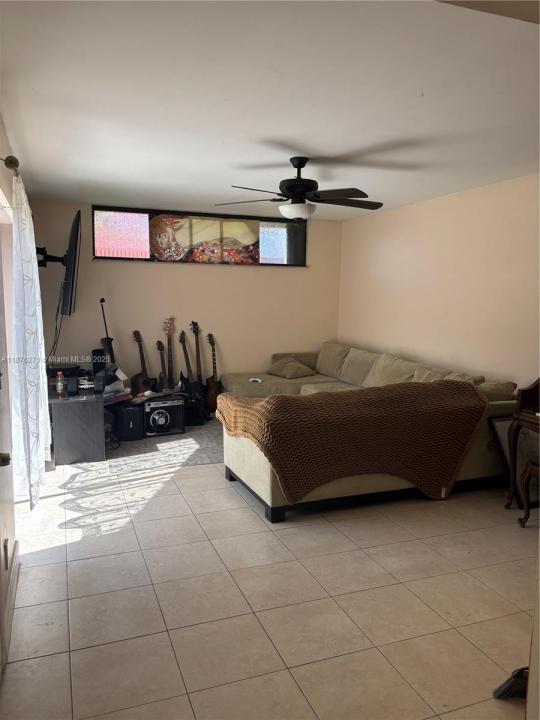 8353 Trent Ct A, Boca Raton, Florida 33433, HOA KỲ