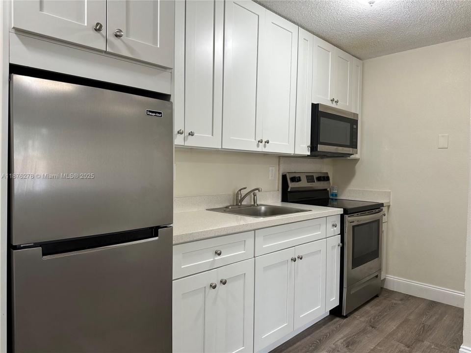 5901 NE 18th Ave 2, Fort Lauderdale, Флорида 33334, Соединенные Штаты