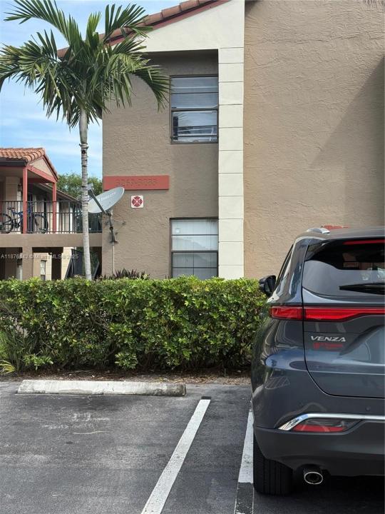 3275 Coral Ridge Dr 3275, Coral Springs, Florida 33065, Stati Uniti