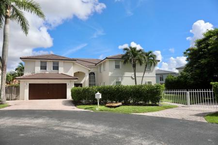 16335 SW 93rd St, Miami, Florida 33196, USA