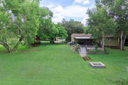 1621 SW 117th Ave, Davie, Florida 33325, USA