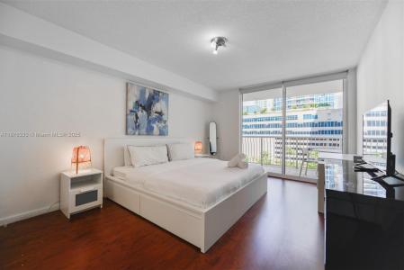 1200 Brickell Bay Dr 1720, Miami, Florida 33131, USA