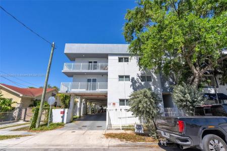 1029 NW 3rd St, Miami, Florida 33128, USA