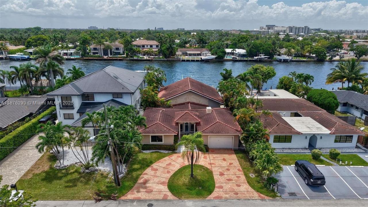317 S Riverside Dr, Pompano Beach, פלורידה 33062, ארצות הברית של אמריקה