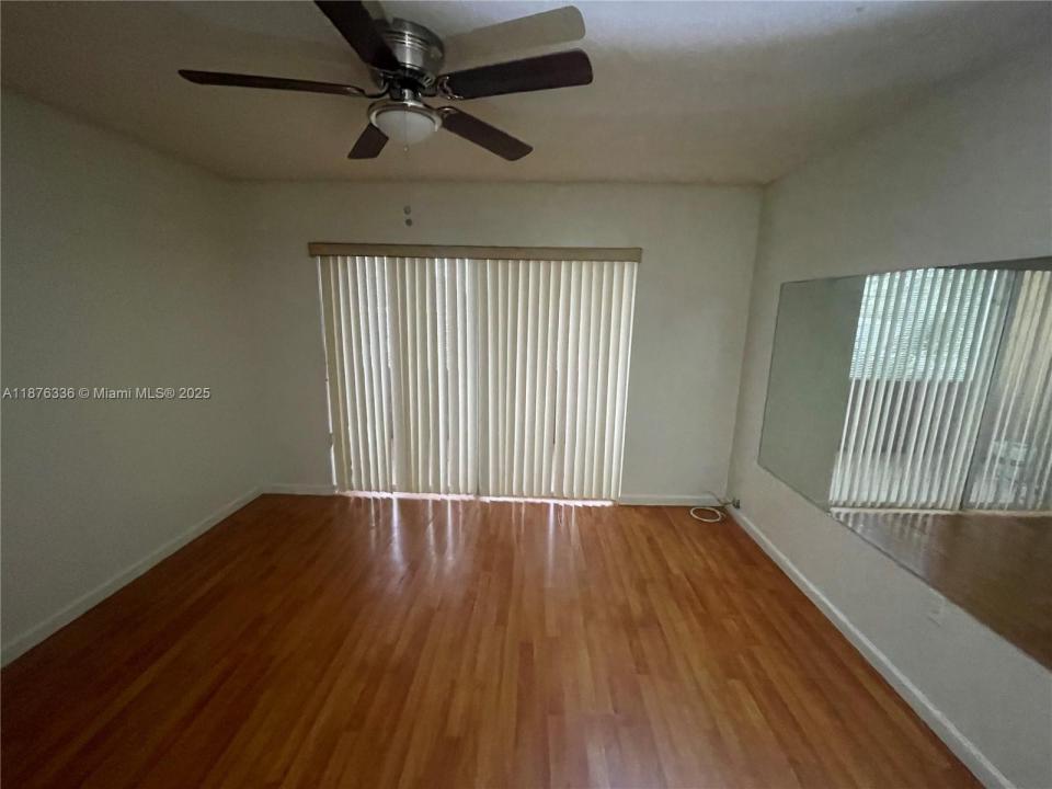7105 W 13th Ave 102, Hialeah, Флорида 33014, Соединенные Штаты