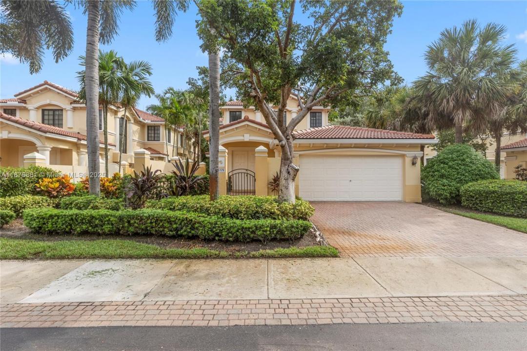 1559 Passion Vine Cir 7-2, Weston, 佛羅里達州 33326, 美國