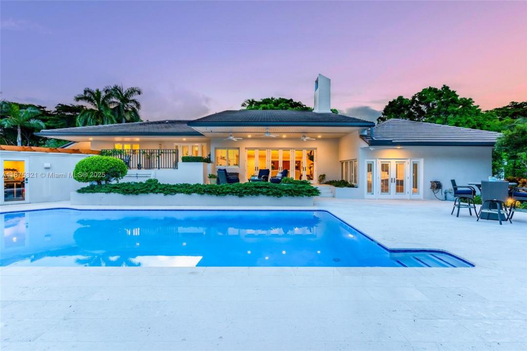 451 Ridge Rd, Coral Gables, Floryda 33143, USA
