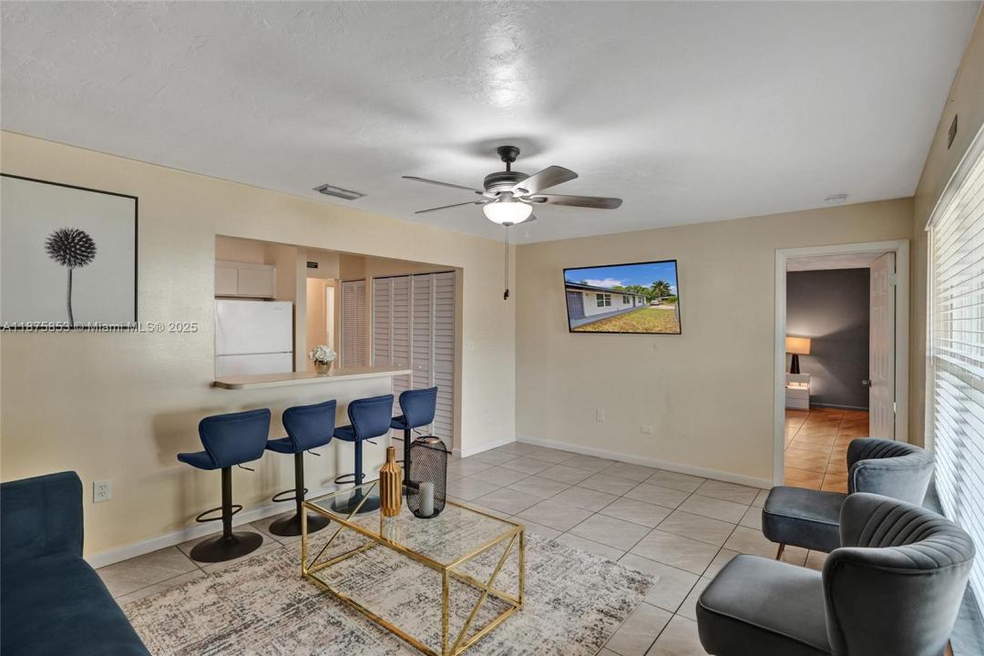5807 SW 27th St 2, West Park, Florida 33023, Estados Unidos