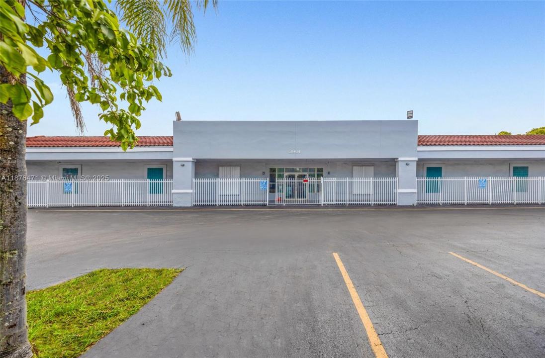 2901 NW 17th Ave, Miami, Florida 33142