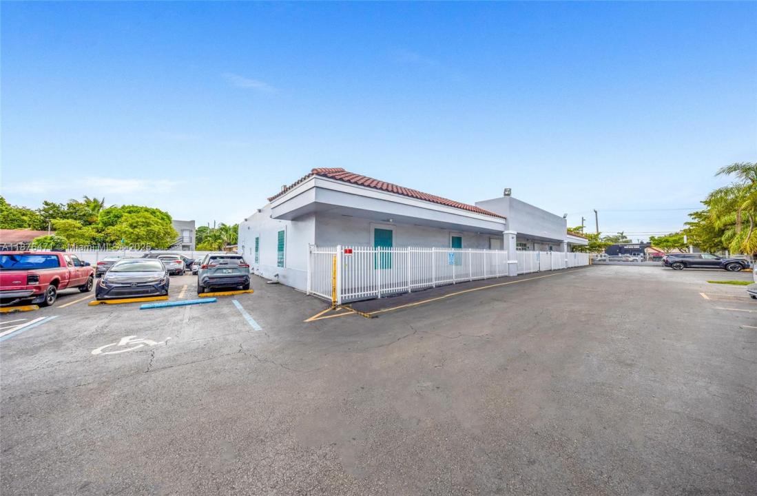 2901 NW 17th Ave, Miami, Florida 33142