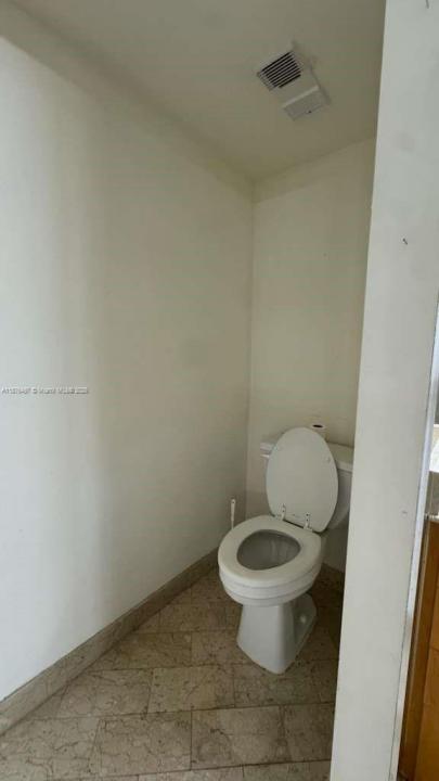 11113 Biscayne Blvd 552, Miami, Florida 33181